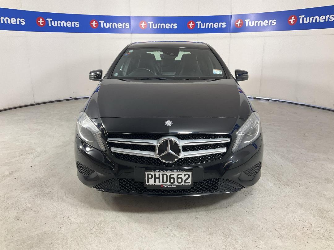 Photo '2' of Mercedes-Benz A180 Photo '2' of Mercedes-Benz A180