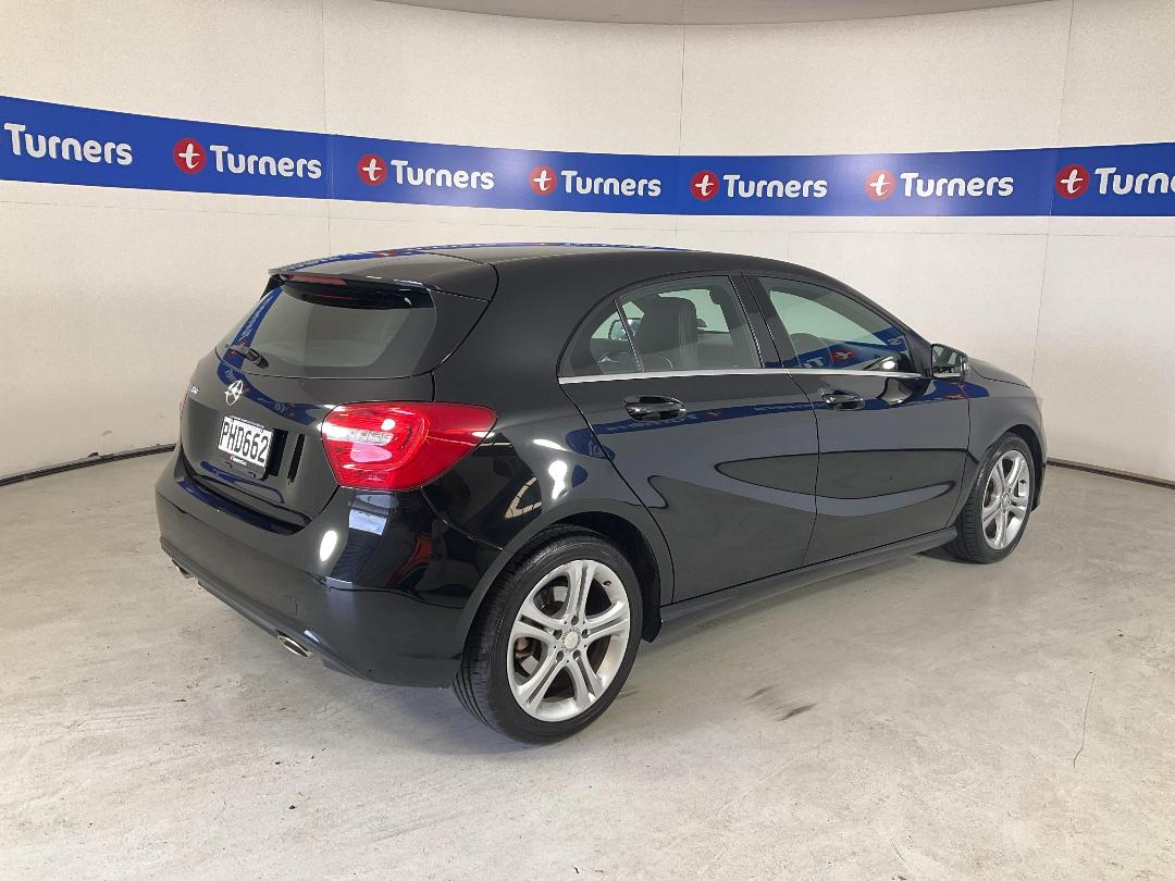 Photo '7' of Mercedes-Benz A180 Photo '7' of Mercedes-Benz A180