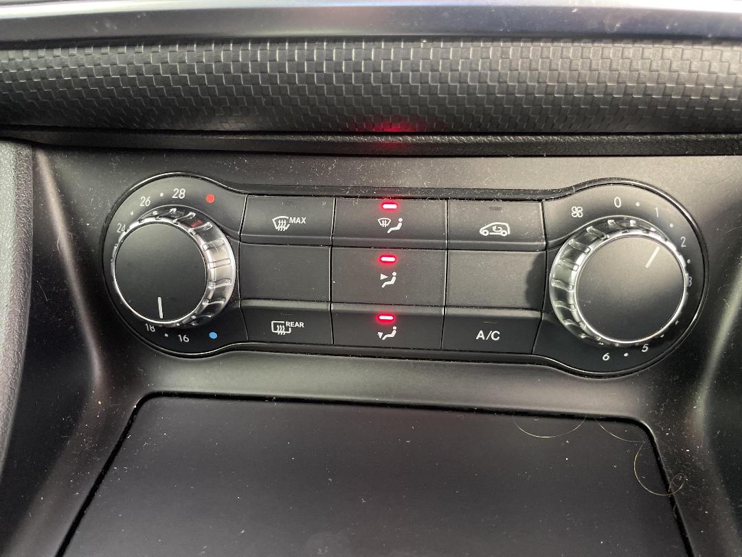 Photo '26' of Mercedes-Benz A180 Photo '26' of Mercedes-Benz A180