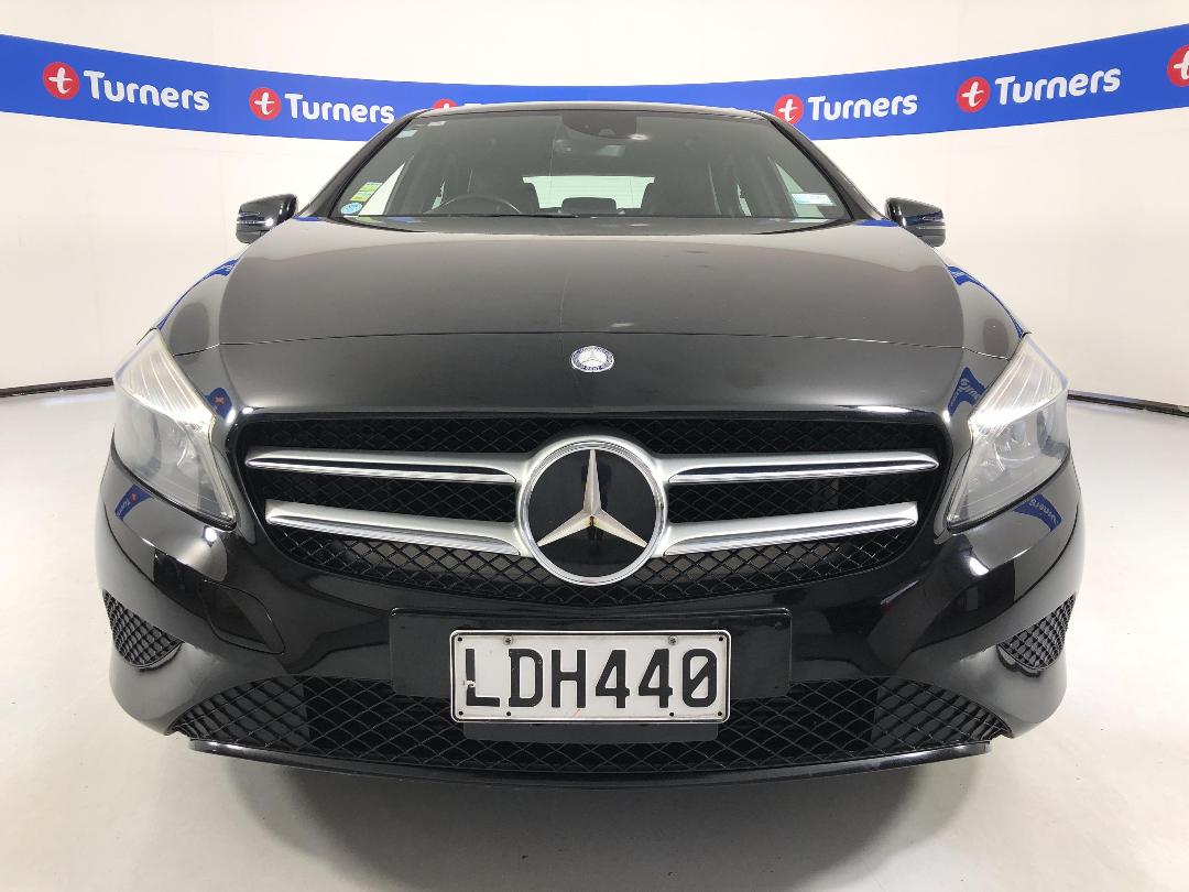 Photo '2' of Mercedes-Benz A180 Photo '2' of Mercedes-Benz A180