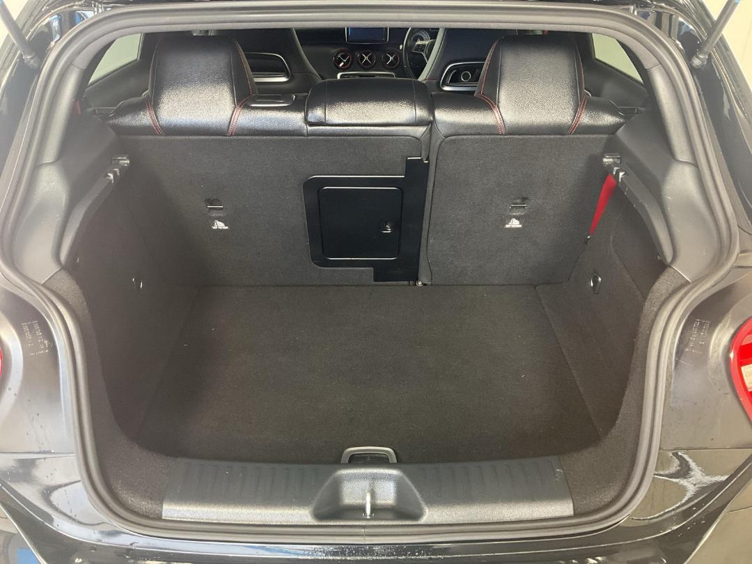 Photo '14' of Mercedes-Benz A250 Photo '14' of Mercedes-Benz A250