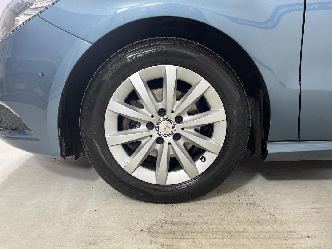 Photo '10' of Mercedes-Benz B-Class Photo '10' of Mercedes-Benz B-Class