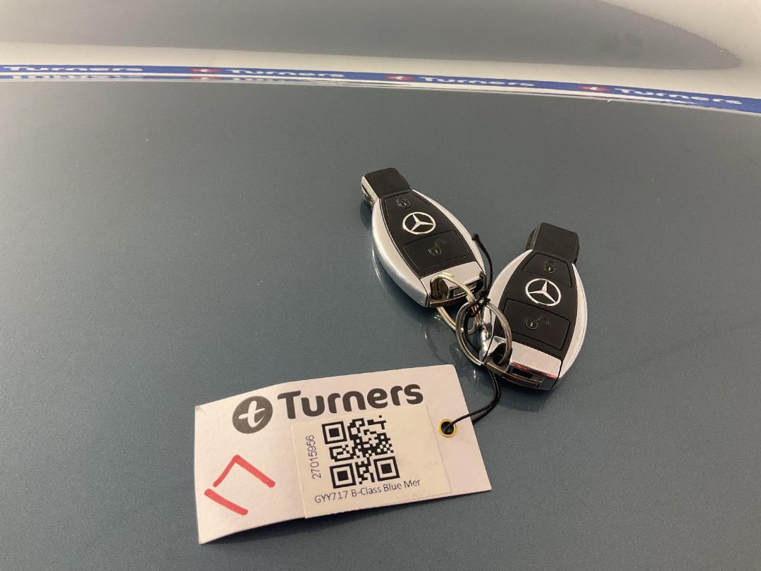 Photo '22' of Mercedes-Benz B200 Photo '22' of Mercedes-Benz B200