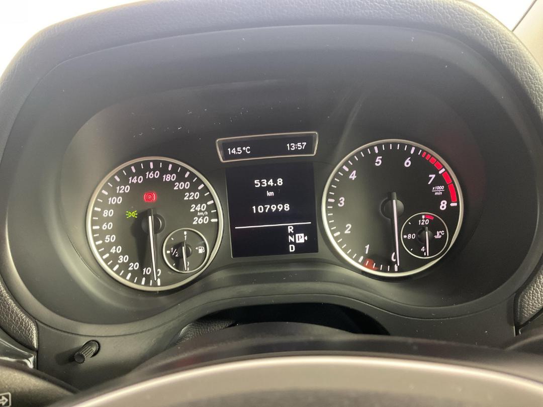 Photo '21' of Mercedes-Benz B200 Photo '21' of Mercedes-Benz B200