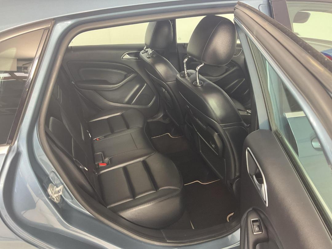 Photo '20' of Mercedes-Benz B200 Photo '20' of Mercedes-Benz B200