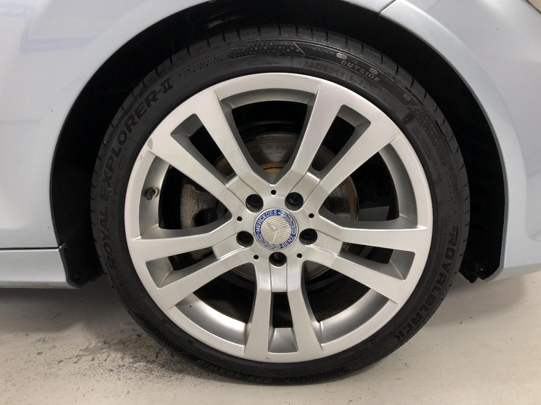 Photo '9' of Mercedes-Benz C-Class