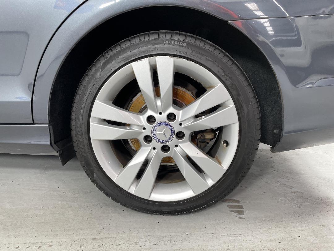 Photo '11' of Mercedes-Benz C-Class Photo '11' of Mercedes-Benz C-Class