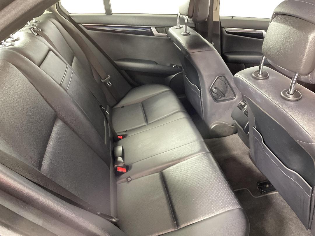 Photo '20' of Mercedes-Benz C-Class Photo '20' of Mercedes-Benz C-Class