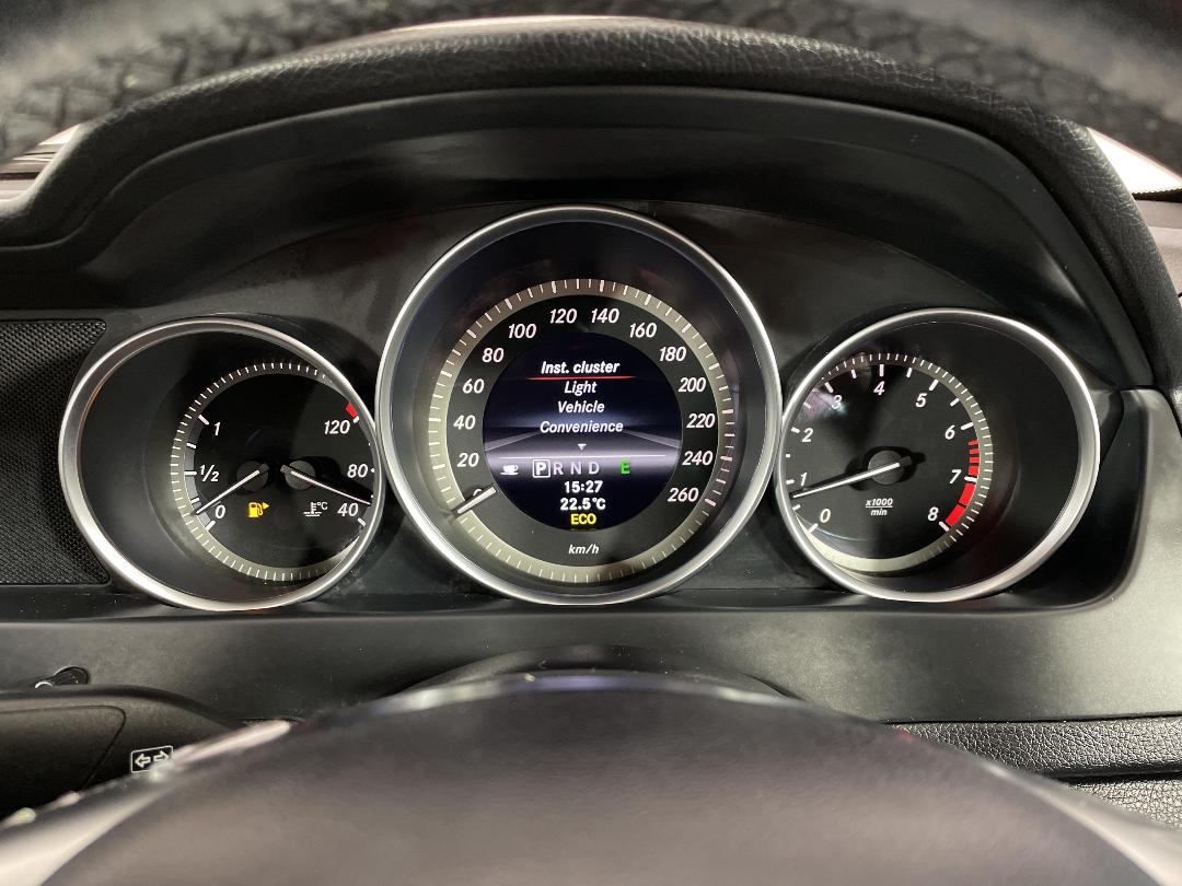 Photo '21' of Mercedes-Benz C-Class Photo '21' of Mercedes-Benz C-Class