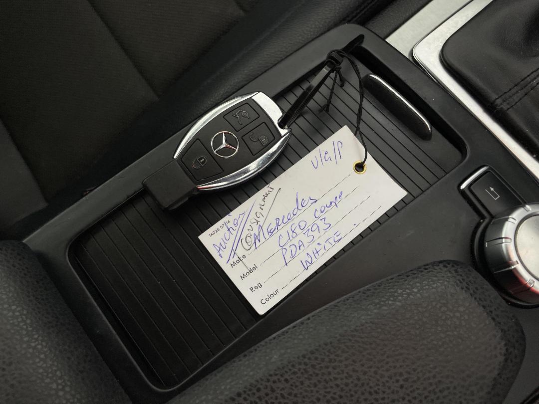 Photo '21' of Mercedes-Benz C-Class