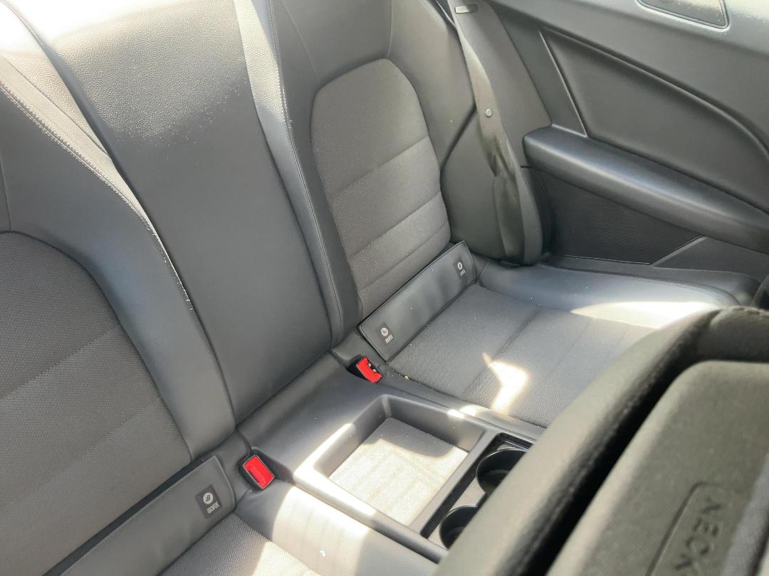 Photo '10' of Mercedes-Benz C-Class C180 Coupe