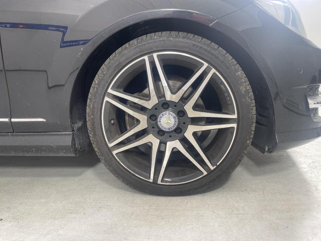 Photo '7' of Mercedes-Benz C180 Photo '7' of Mercedes-Benz C180