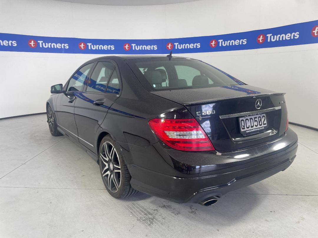 Photo '4' of Mercedes-Benz C180 Photo '4' of Mercedes-Benz C180