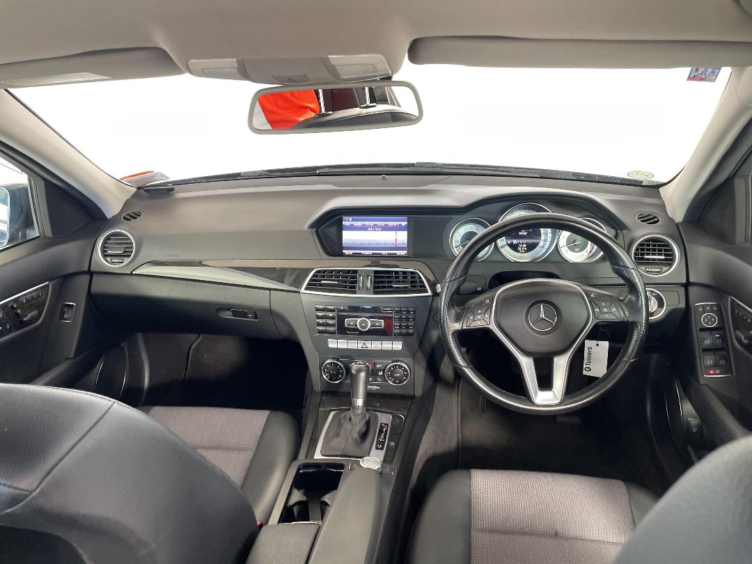 Photo '17' of Mercedes-Benz C180