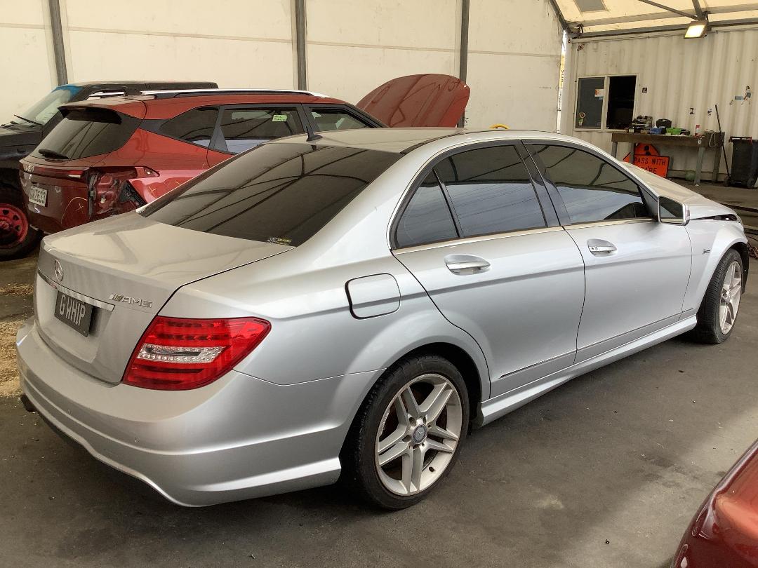 Photo '6' of Mercedes-Benz C200