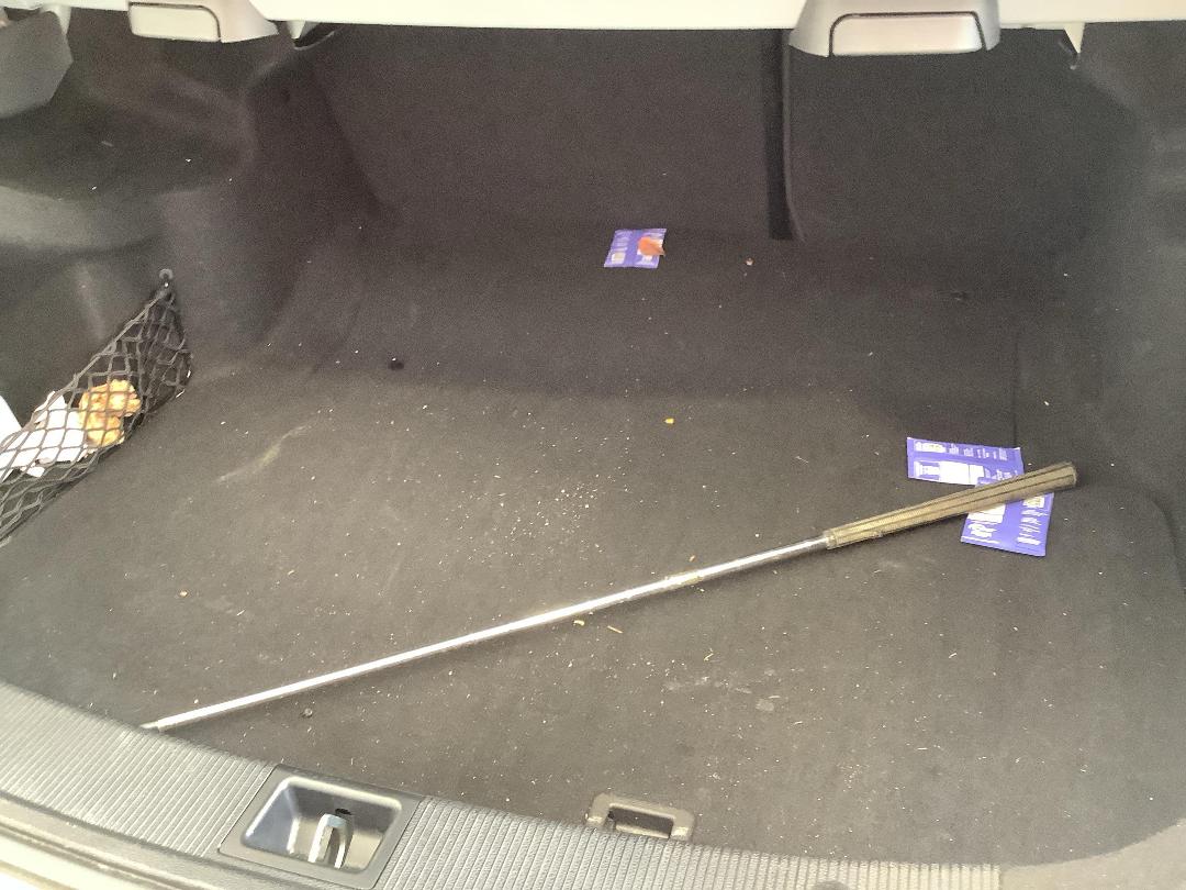 Photo '7' of Mercedes-Benz C200