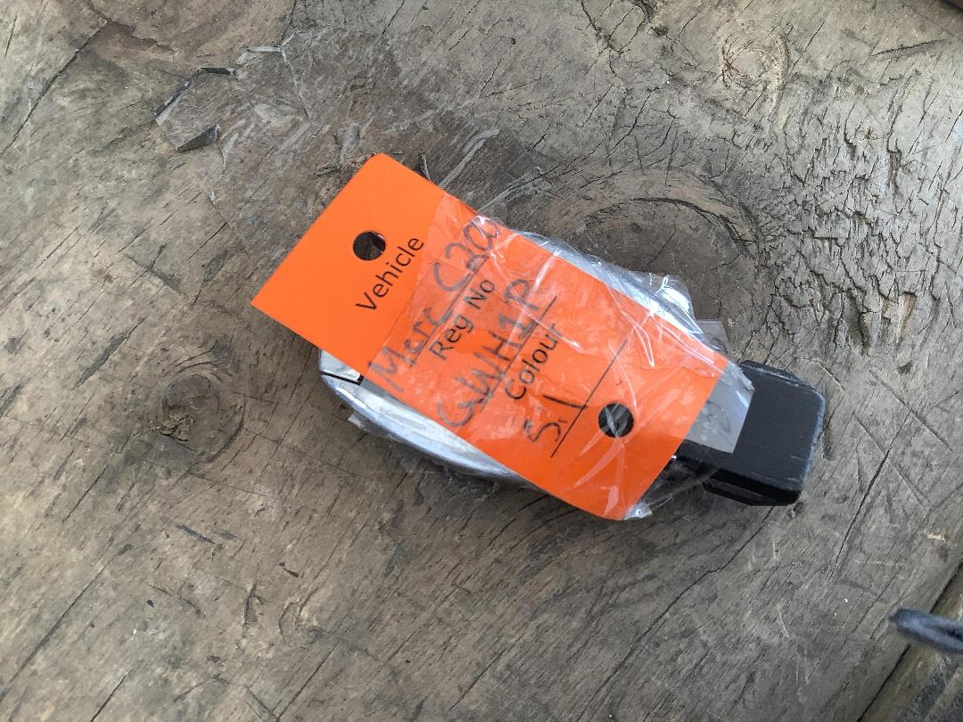 Photo '18' of Mercedes-Benz C200