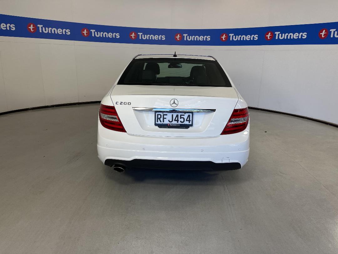 Photo '6' of Mercedes-Benz C200