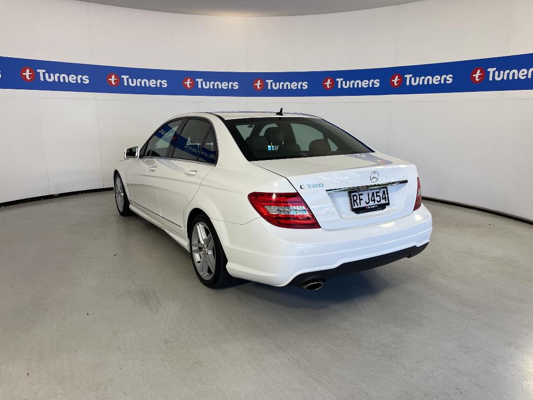 Photo '5' of Mercedes-Benz C200