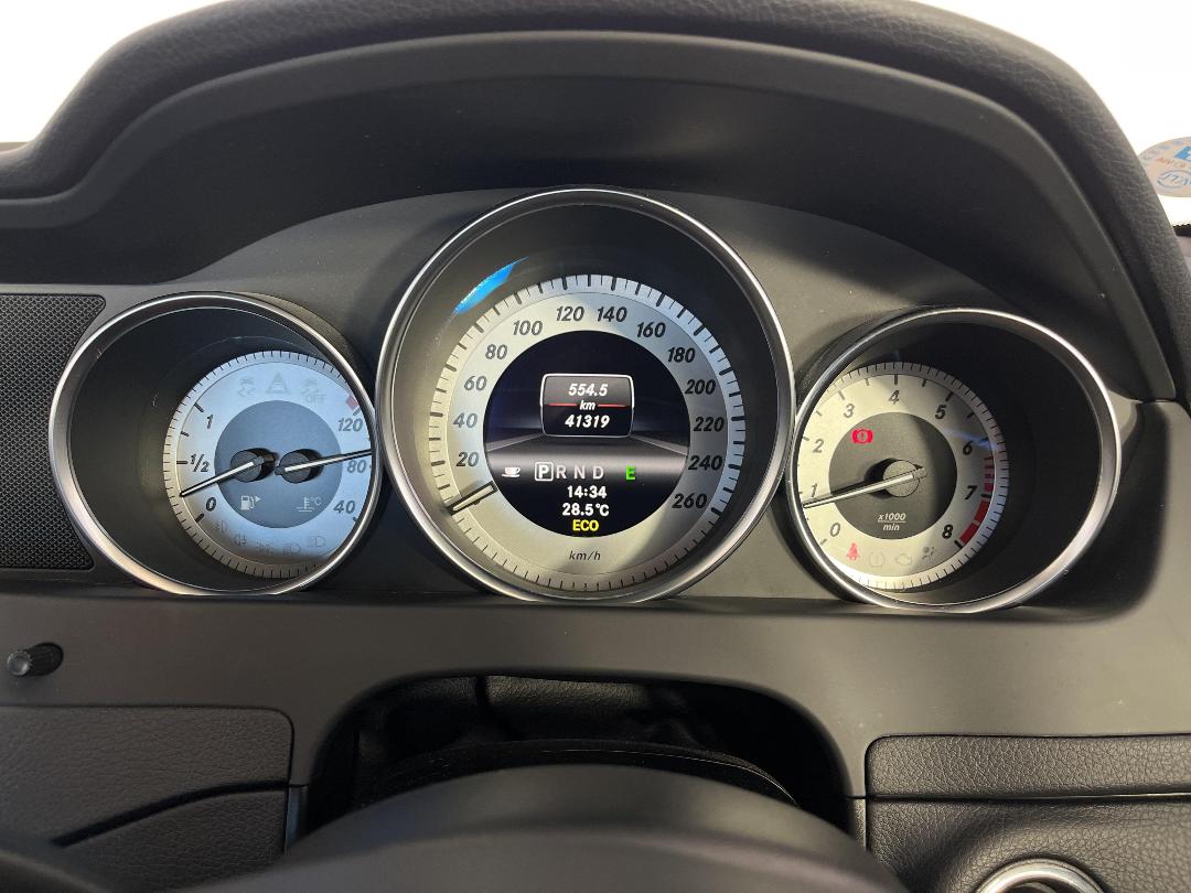 Photo '21' of Mercedes-Benz C200