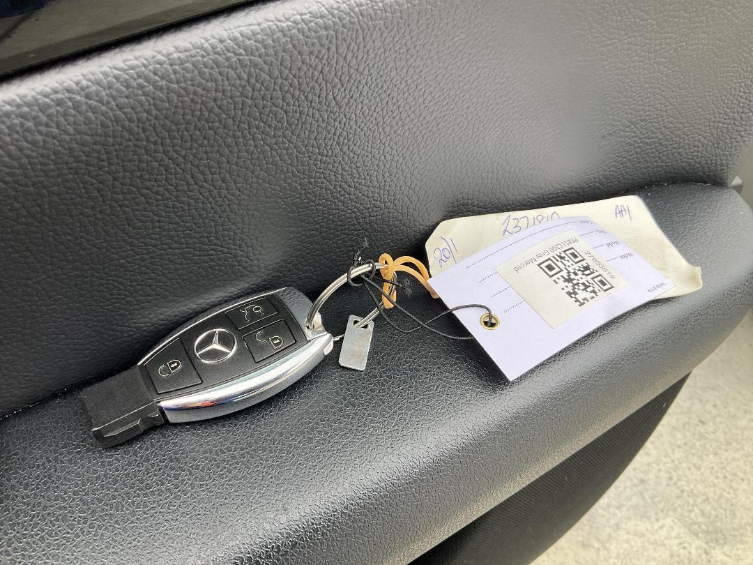 Photo '12' of Mercedes-Benz C200