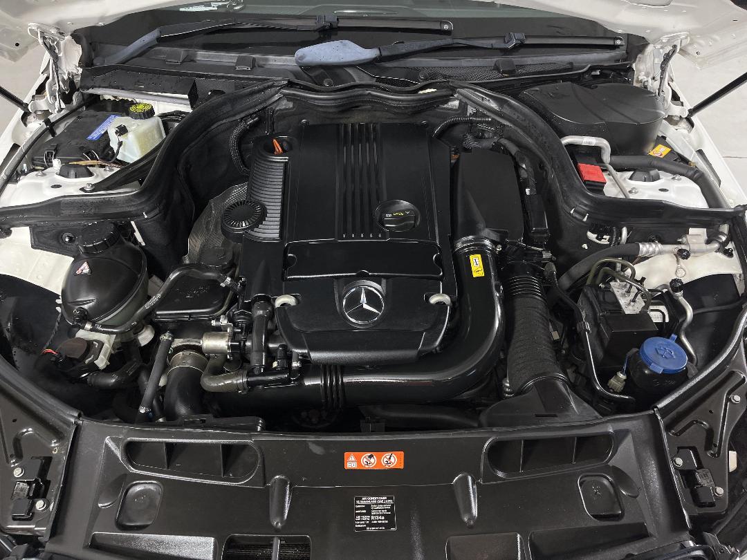 Photo '13' of Mercedes-Benz C250