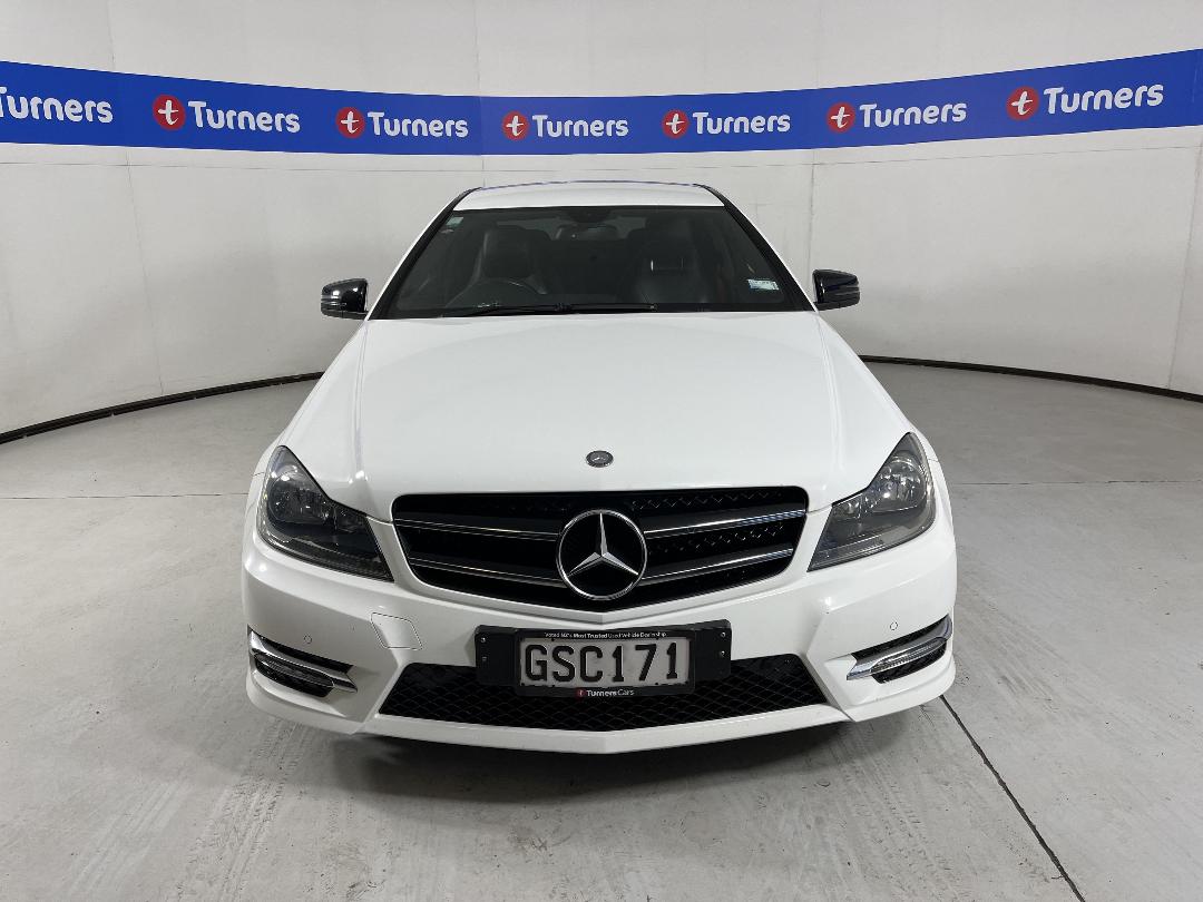 Photo '2' of Mercedes-Benz C250