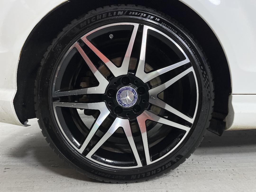 Photo '12' of Mercedes-Benz C250