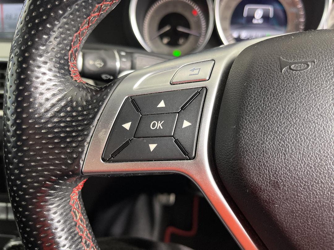 Photo '23' of Mercedes-Benz C250