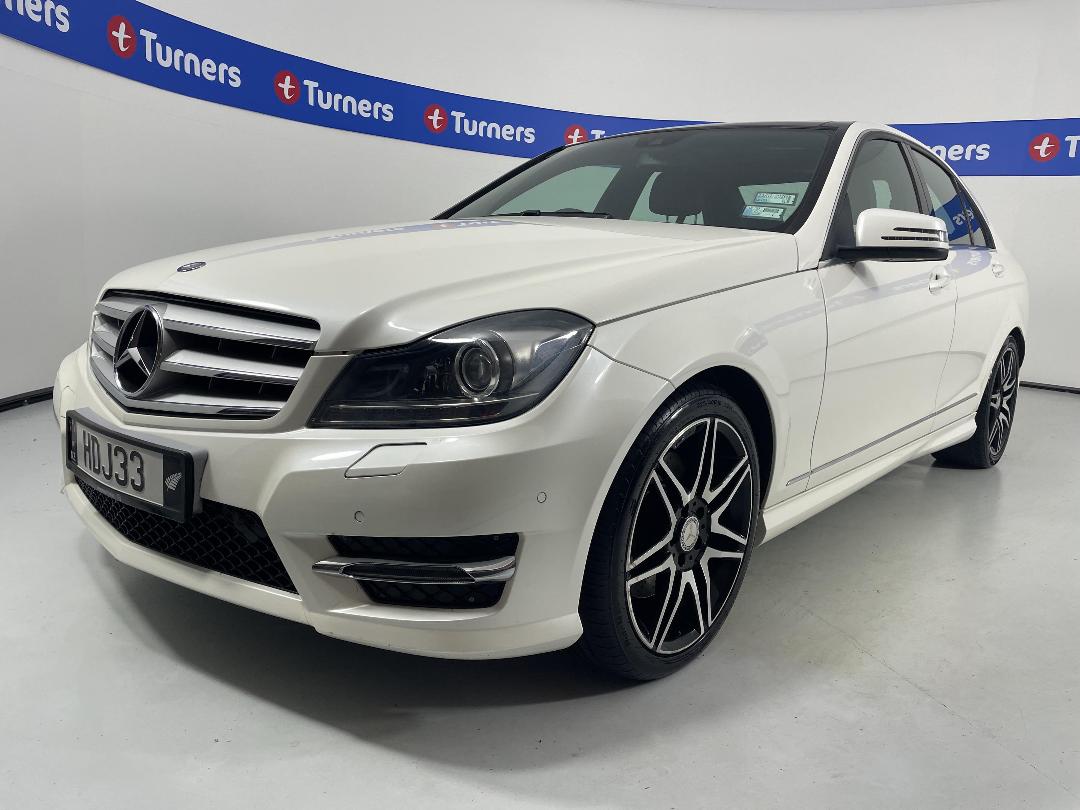 Photo '4' of Mercedes-Benz C350 Photo '4' of Mercedes-Benz C350