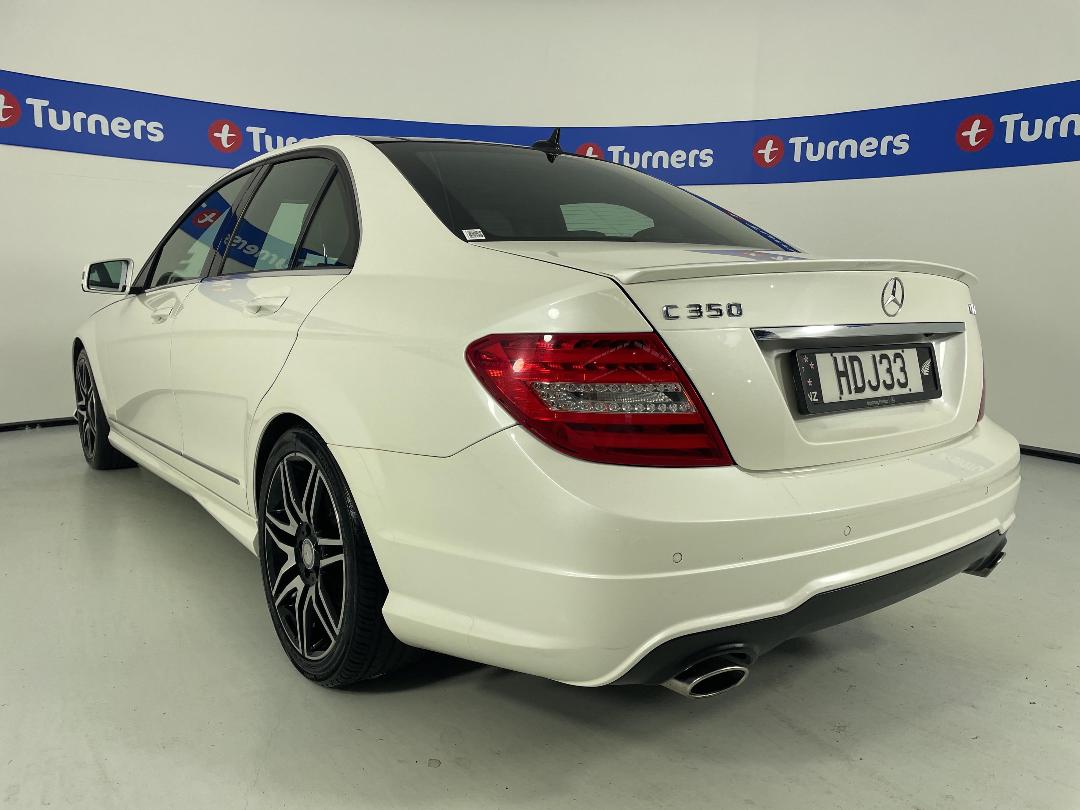 Photo '5' of Mercedes-Benz C350 Photo '5' of Mercedes-Benz C350