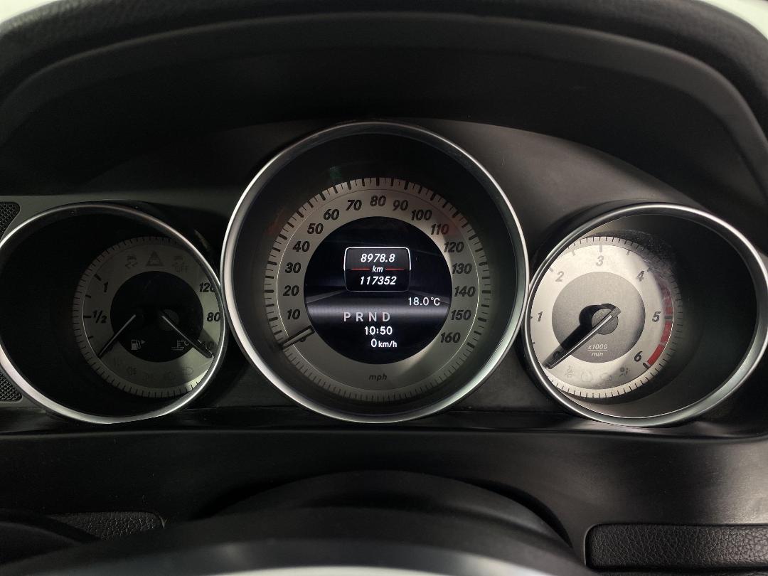 Photo '21' of Mercedes-Benz C350 Photo '21' of Mercedes-Benz C350