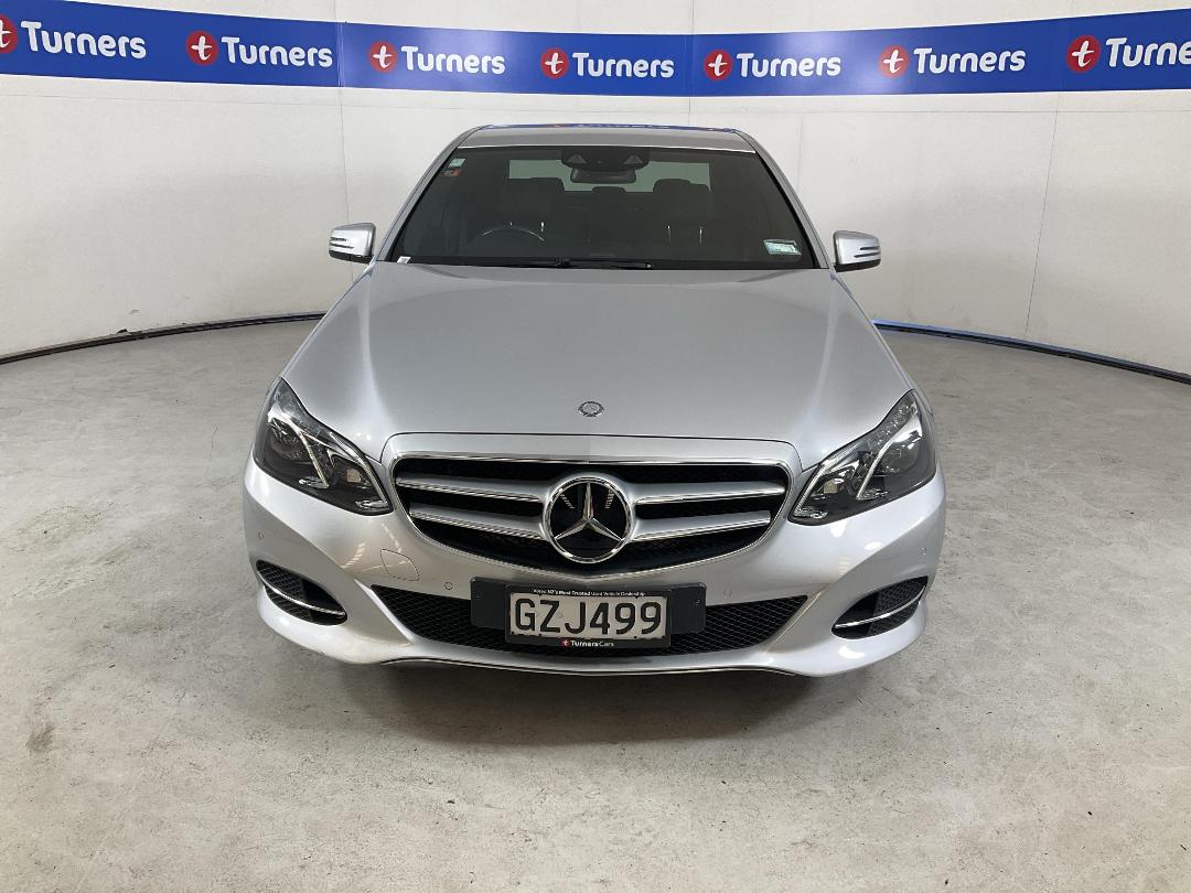 Photo '2' of Mercedes-Benz E-Class Photo '2' of Mercedes-Benz E-Class