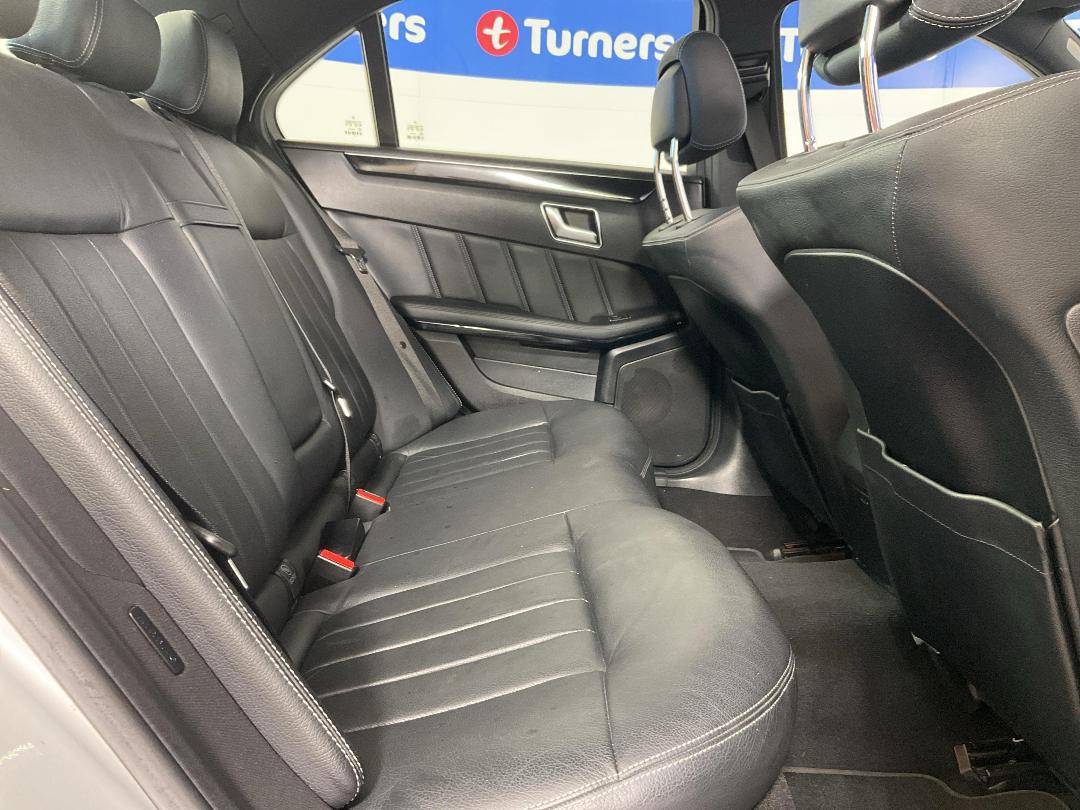 Photo '20' of Mercedes-Benz E-Class Photo '20' of Mercedes-Benz E-Class