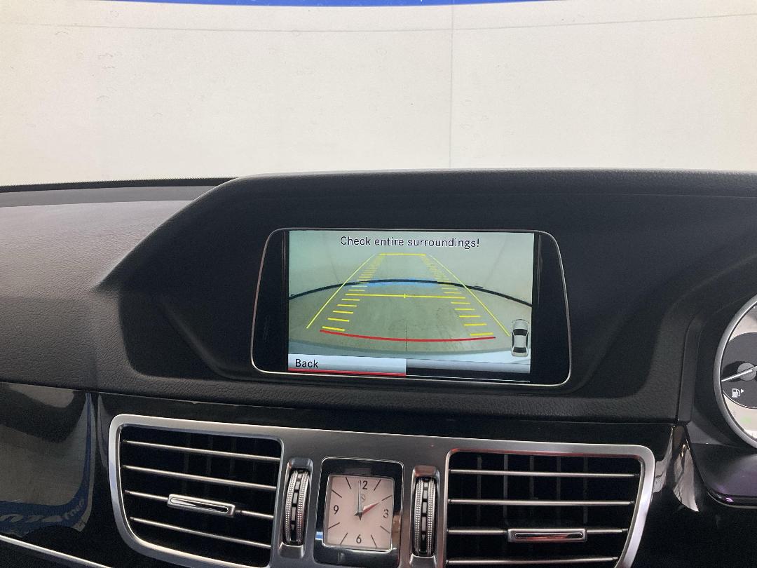 Photo '31' of Mercedes-Benz E-Class Photo '31' of Mercedes-Benz E-Class