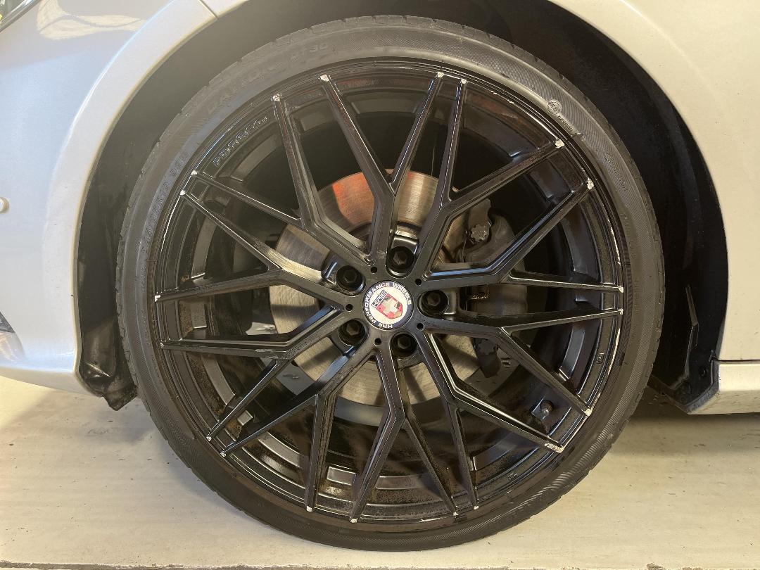 Photo '10' of Mercedes-Benz E300 Photo '10' of Mercedes-Benz E300