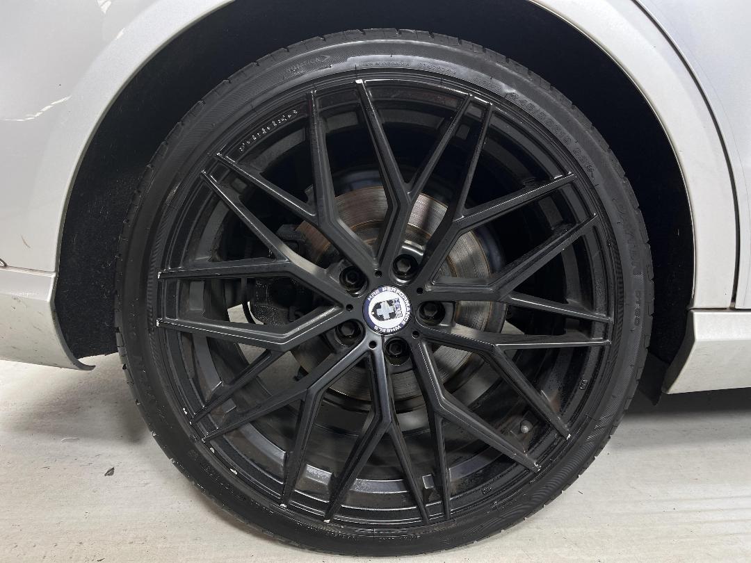 Photo '12' of Mercedes-Benz E300 Photo '12' of Mercedes-Benz E300