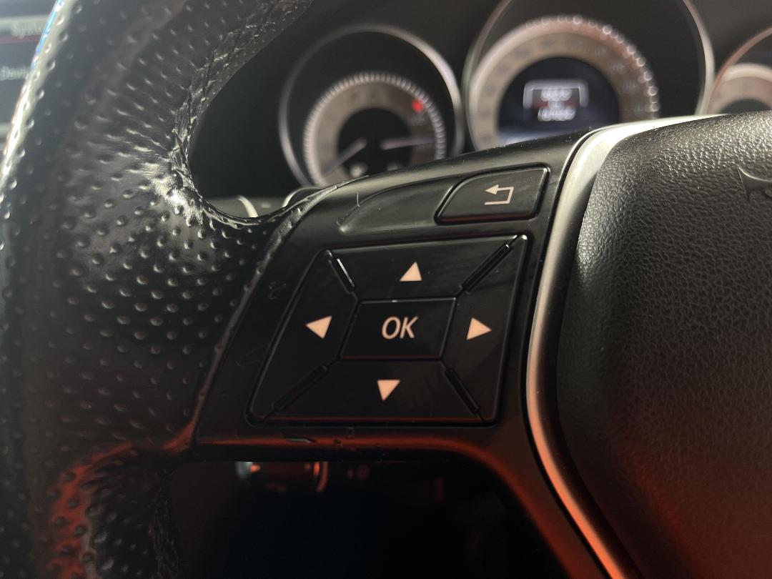 Photo '26' of Mercedes-Benz E300 Photo '26' of Mercedes-Benz E300