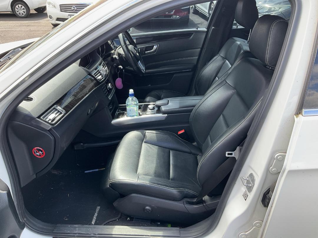 Photo '13' of Mercedes-Benz E350 Photo '13' of Mercedes-Benz E350