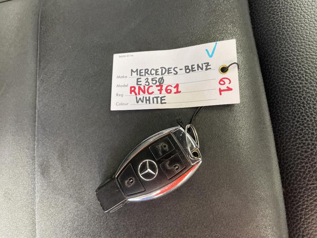 Photo '22' of Mercedes-Benz E350