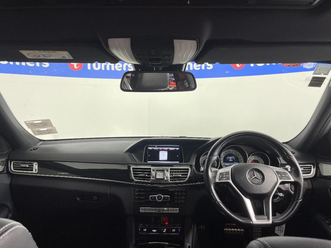 Photo '17' of Mercedes-Benz E350