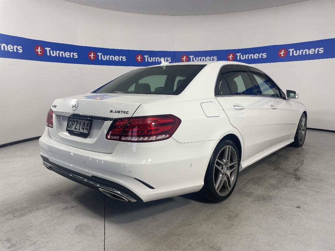 Photo '7' of Mercedes-Benz E350