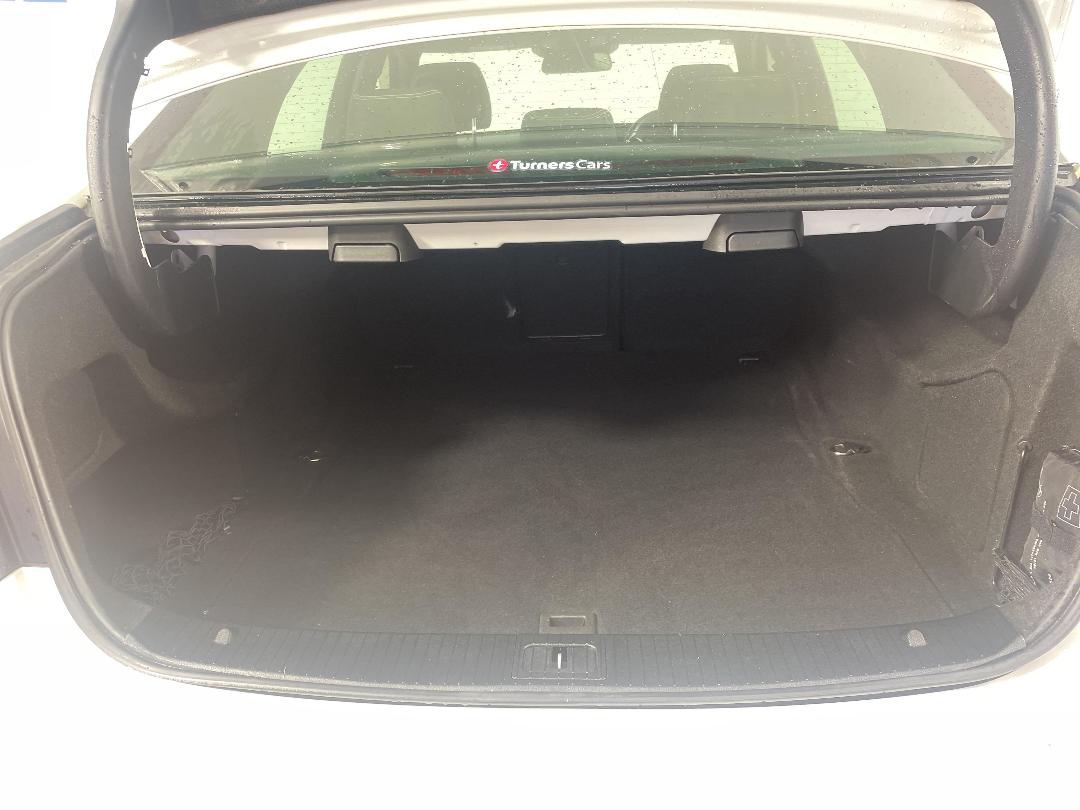 Photo '14' of Mercedes-Benz E350