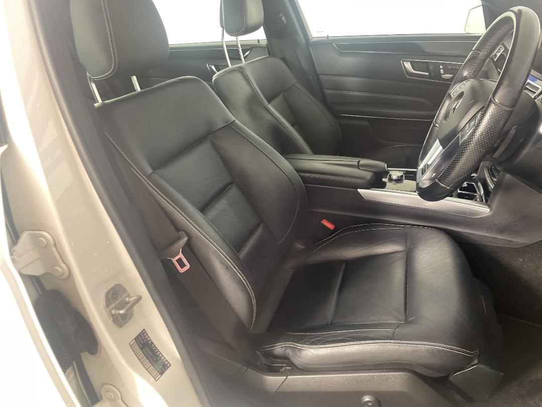 Photo '16' of Mercedes-Benz E350