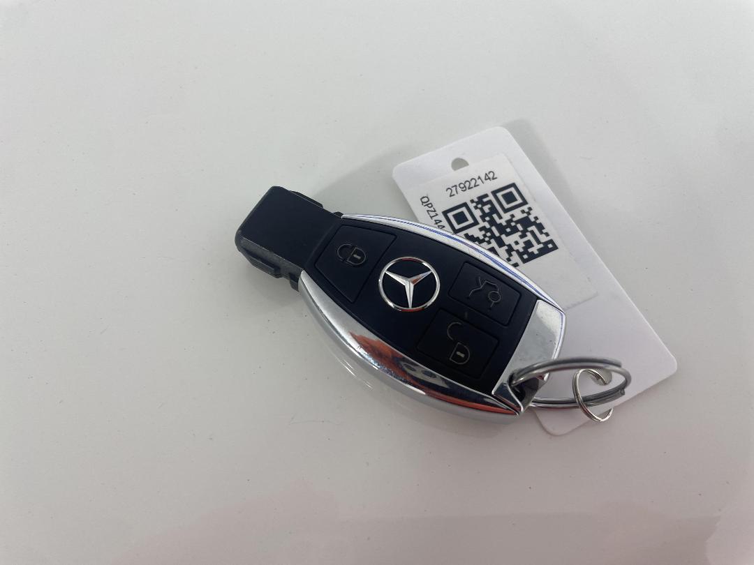 Photo '22' of Mercedes-Benz E350