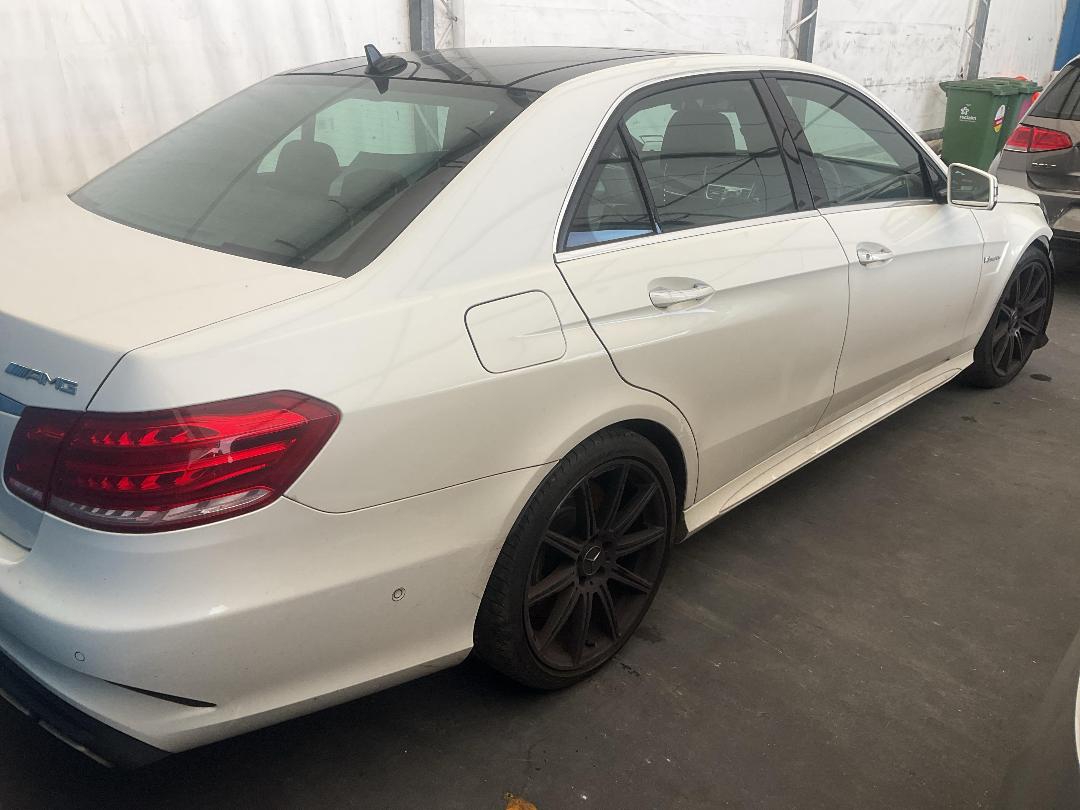 Photo '5' of Mercedes-Benz E63 AMG Photo '5' of Mercedes-Benz E63 AMG
