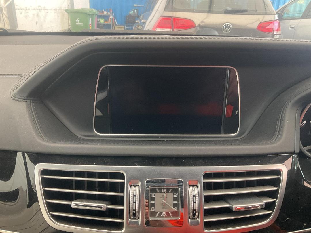 Photo '12' of Mercedes-Benz E63 AMG Photo '12' of Mercedes-Benz E63 AMG