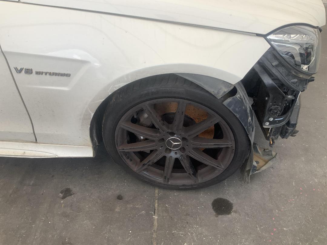 Photo '17' of Mercedes-Benz E63 AMG Photo '17' of Mercedes-Benz E63 AMG