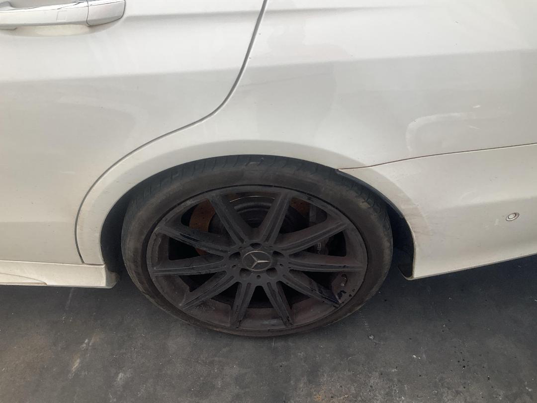 Photo '19' of Mercedes-Benz E63 AMG Photo '19' of Mercedes-Benz E63 AMG