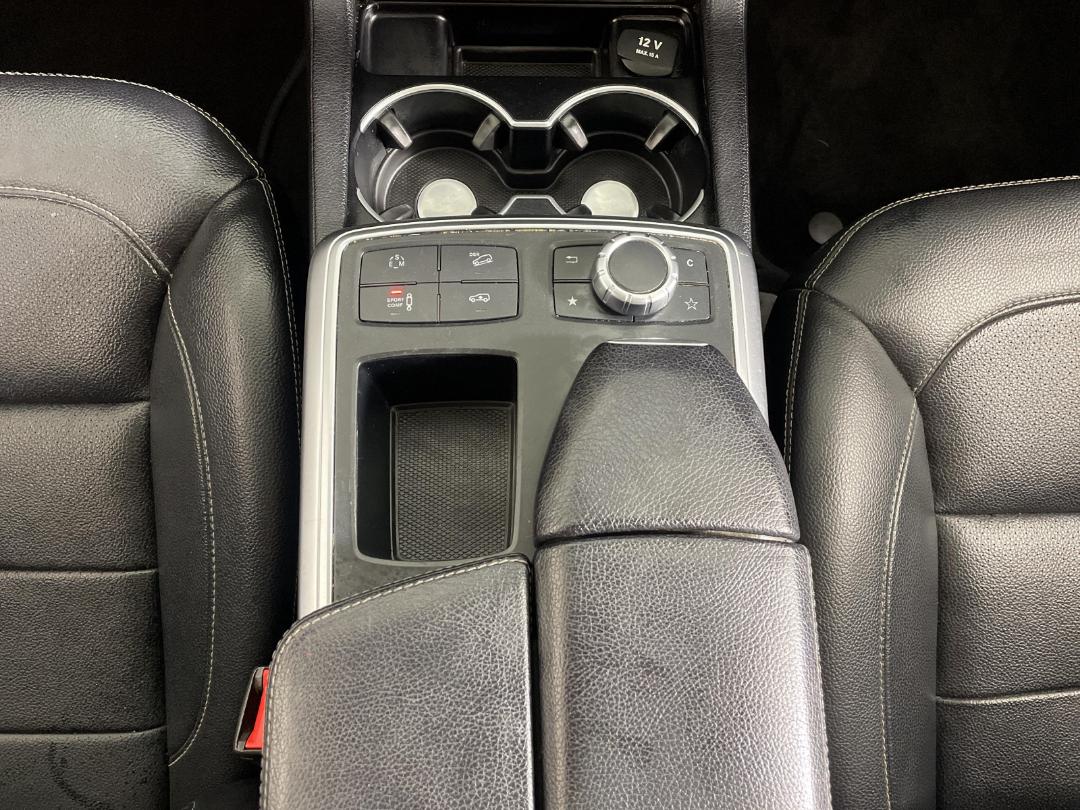 Photo '23' of Mercedes-Benz M-Class Photo '23' of Mercedes-Benz M-Class